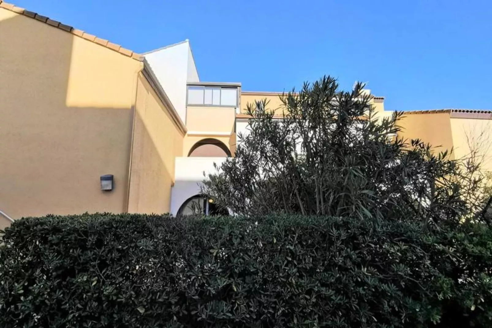 Résidence Maryland 1 Et 2-Buitenkant zomer