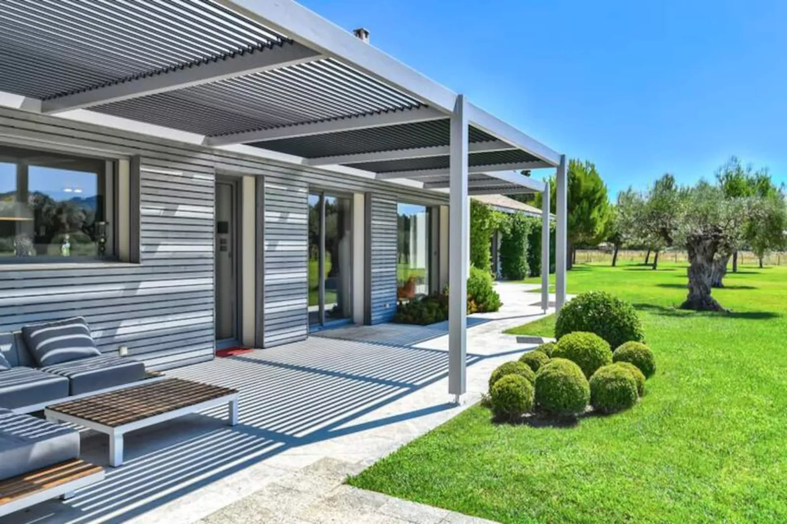 Mas De Pani&egrave;re - Saint Remy De Provence-Image-tags.