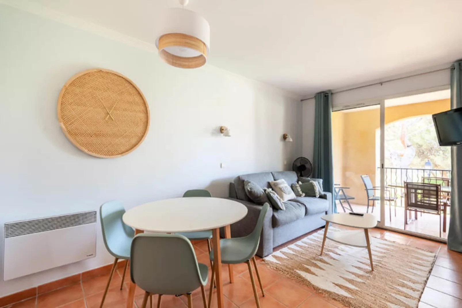 Résidence Hôtel du Golf de Pont Royal - maeva Home-Image-tags.