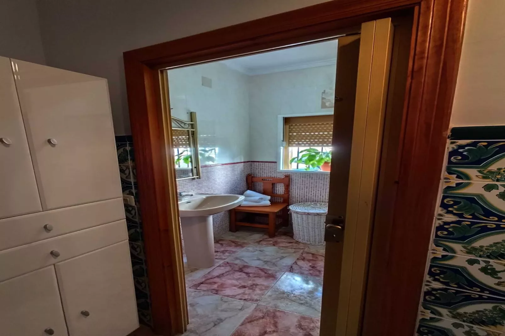 MamaTuli+34635401120-Overloop