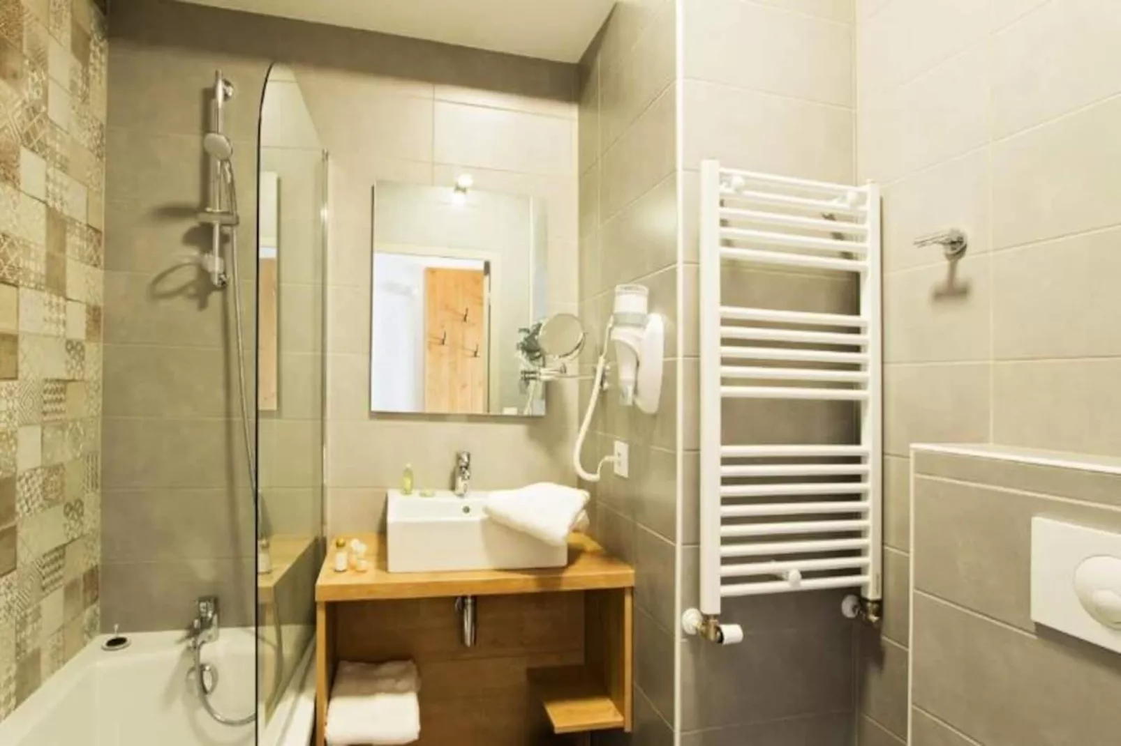 Résidence Odalys Prestige Rochebrune Les Cimes****-Image-tags.