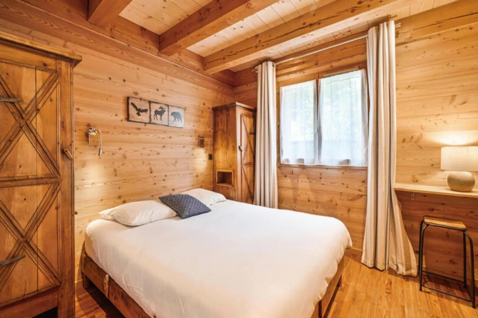 Résidence Marmottant-Buitenkant zomer