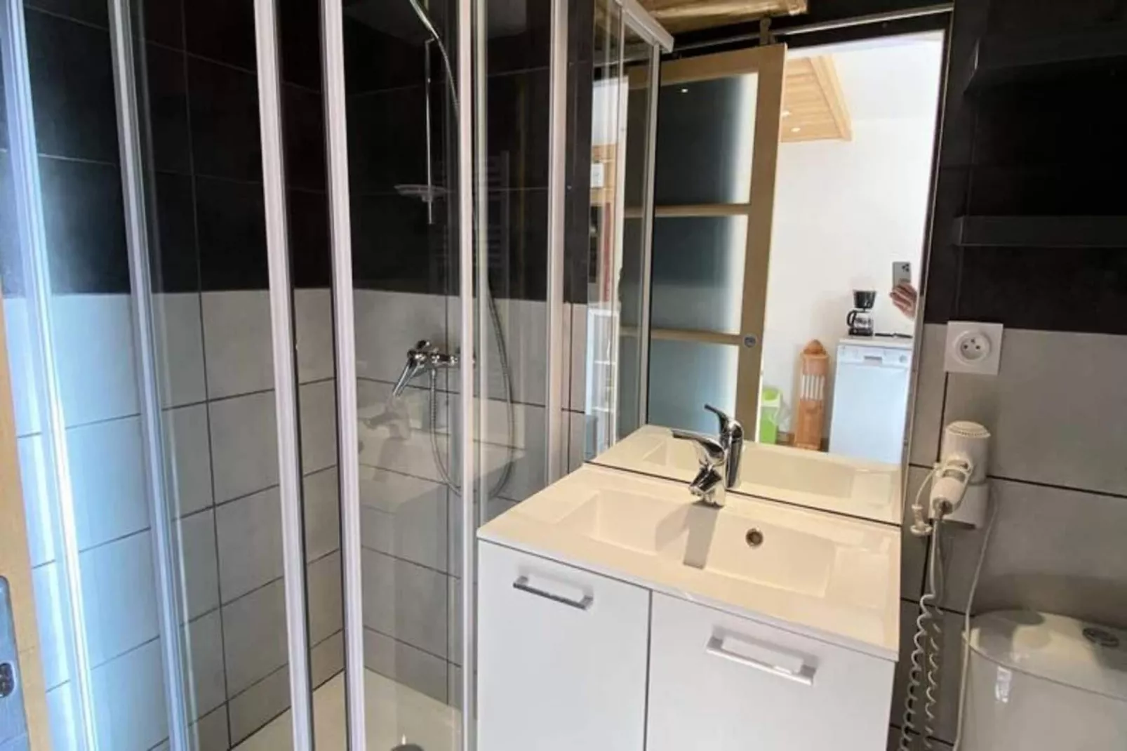 Résidence Gaubert - Badkamer