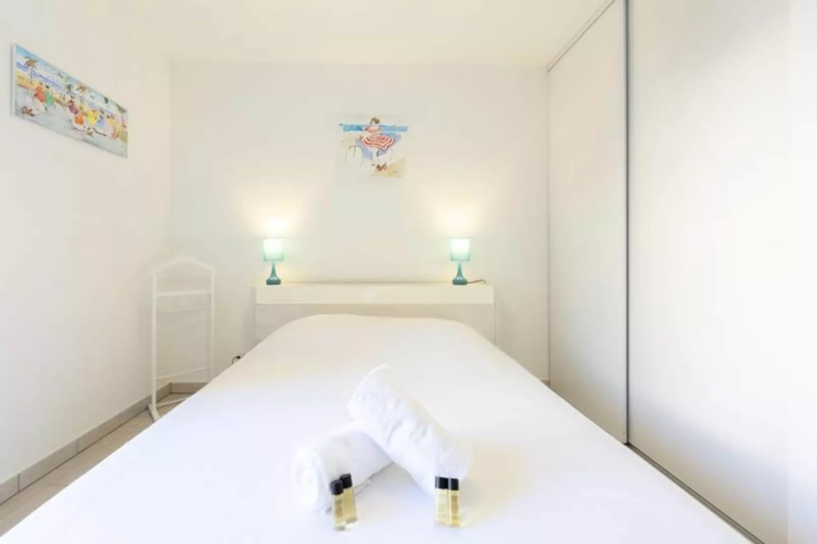 Résidence Appartement Moderne Centre Juan Les Pins-Image-tags.