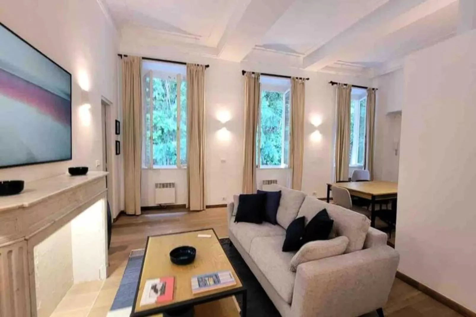 06a4 - Situation Exceptionnelle Au Port De Nice-Woonkamer