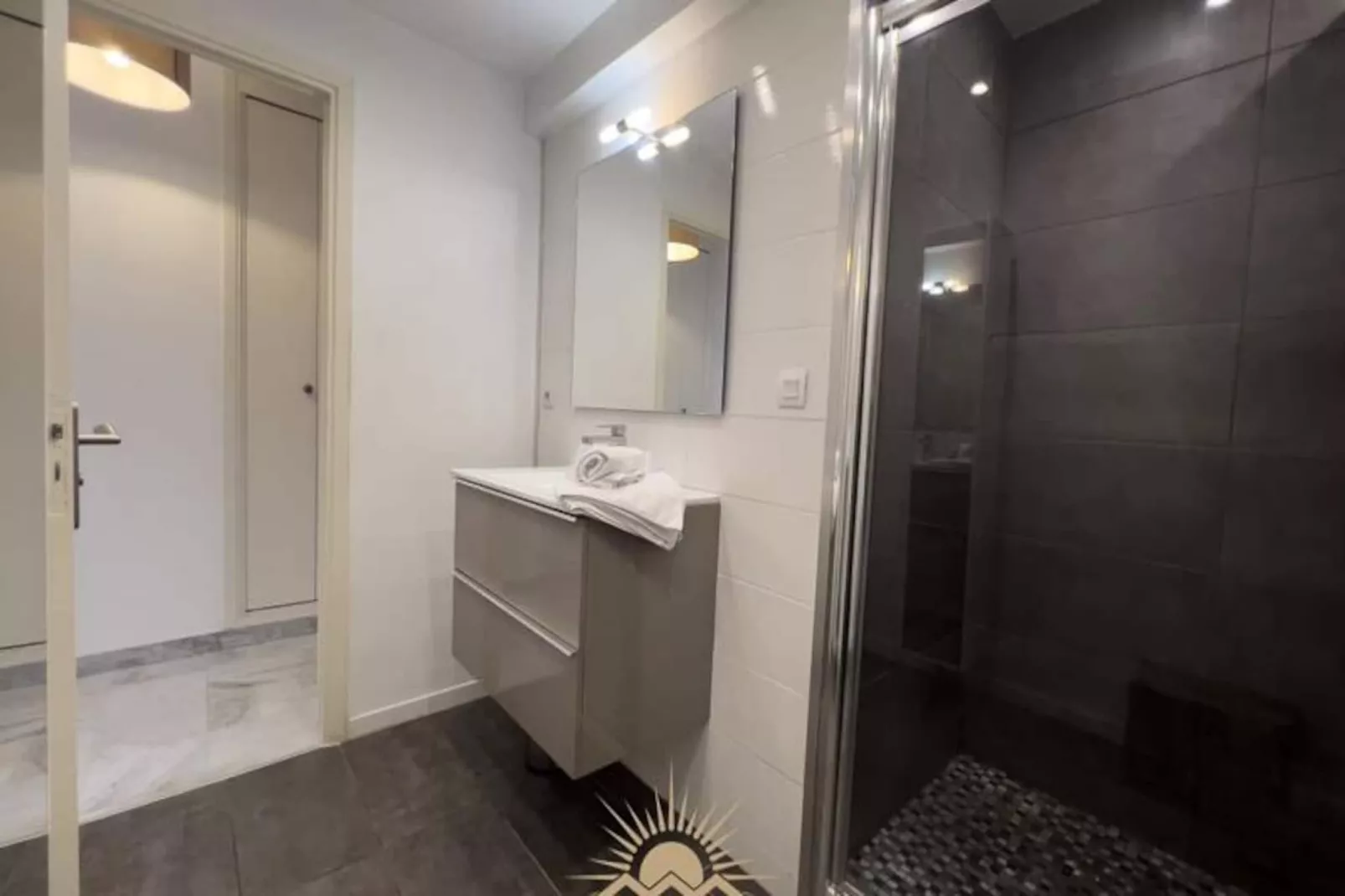 Le Surcouf Appartement Pour 4 By Sunset-Image-tags.