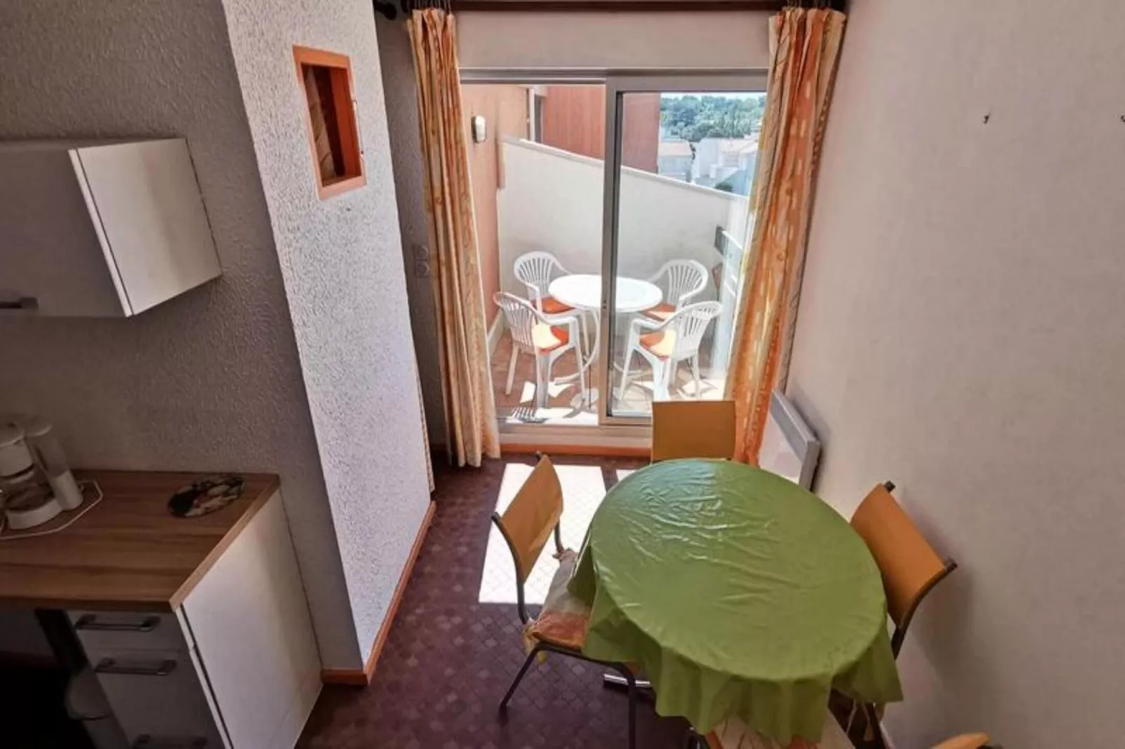 Residence De La Plage-Eetkamer