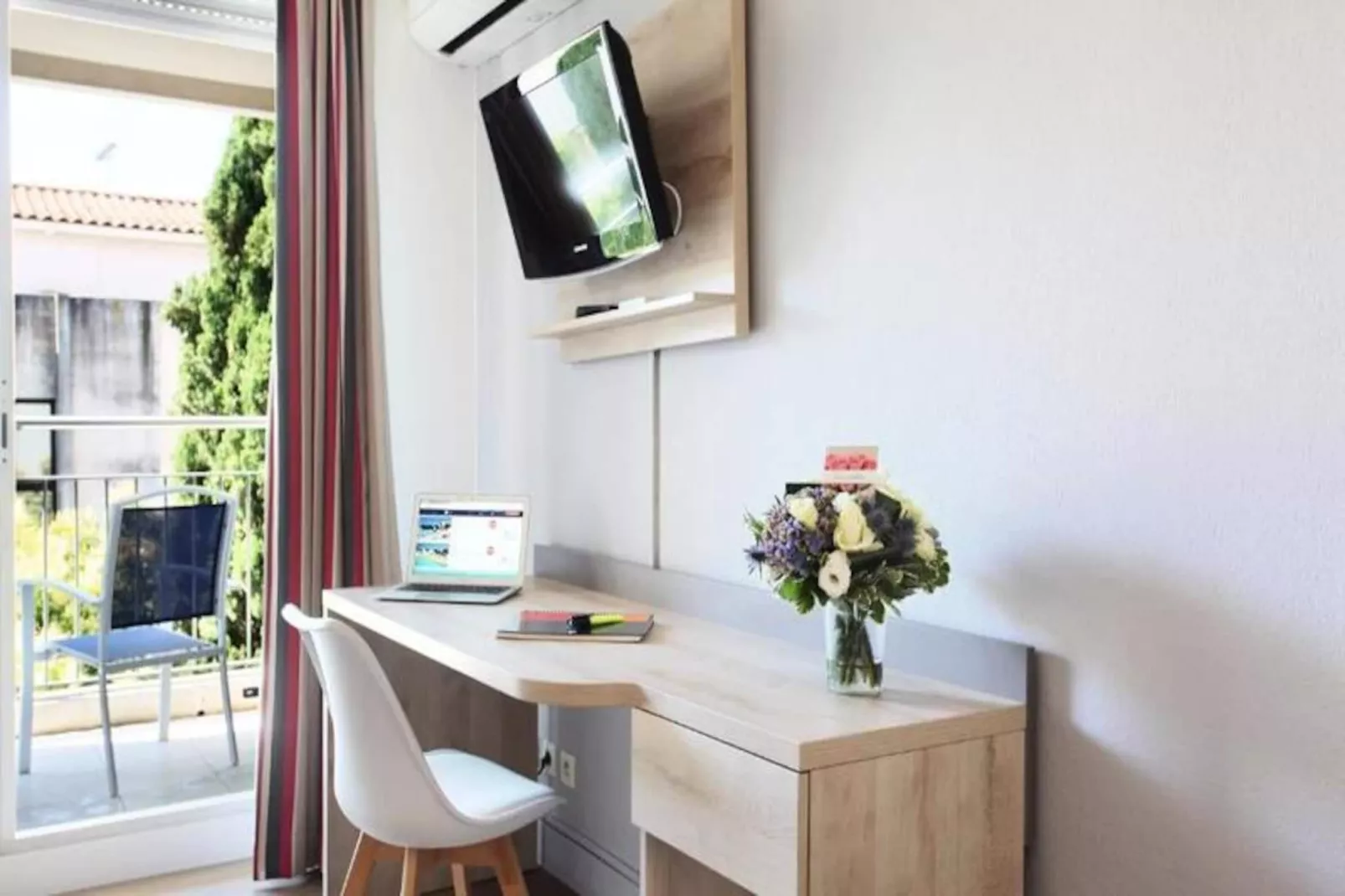 Appart'hôtel Odalys Le Clos de la Chartreuse***-Image-tags.