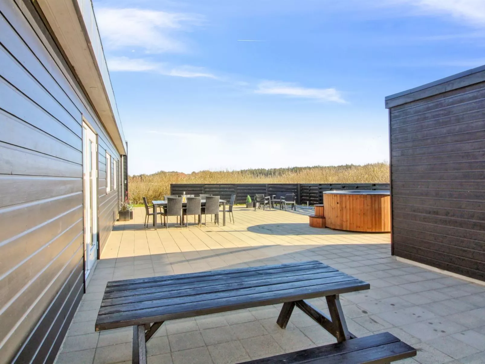 "Ilfar" - 700m from the sea-Buiten