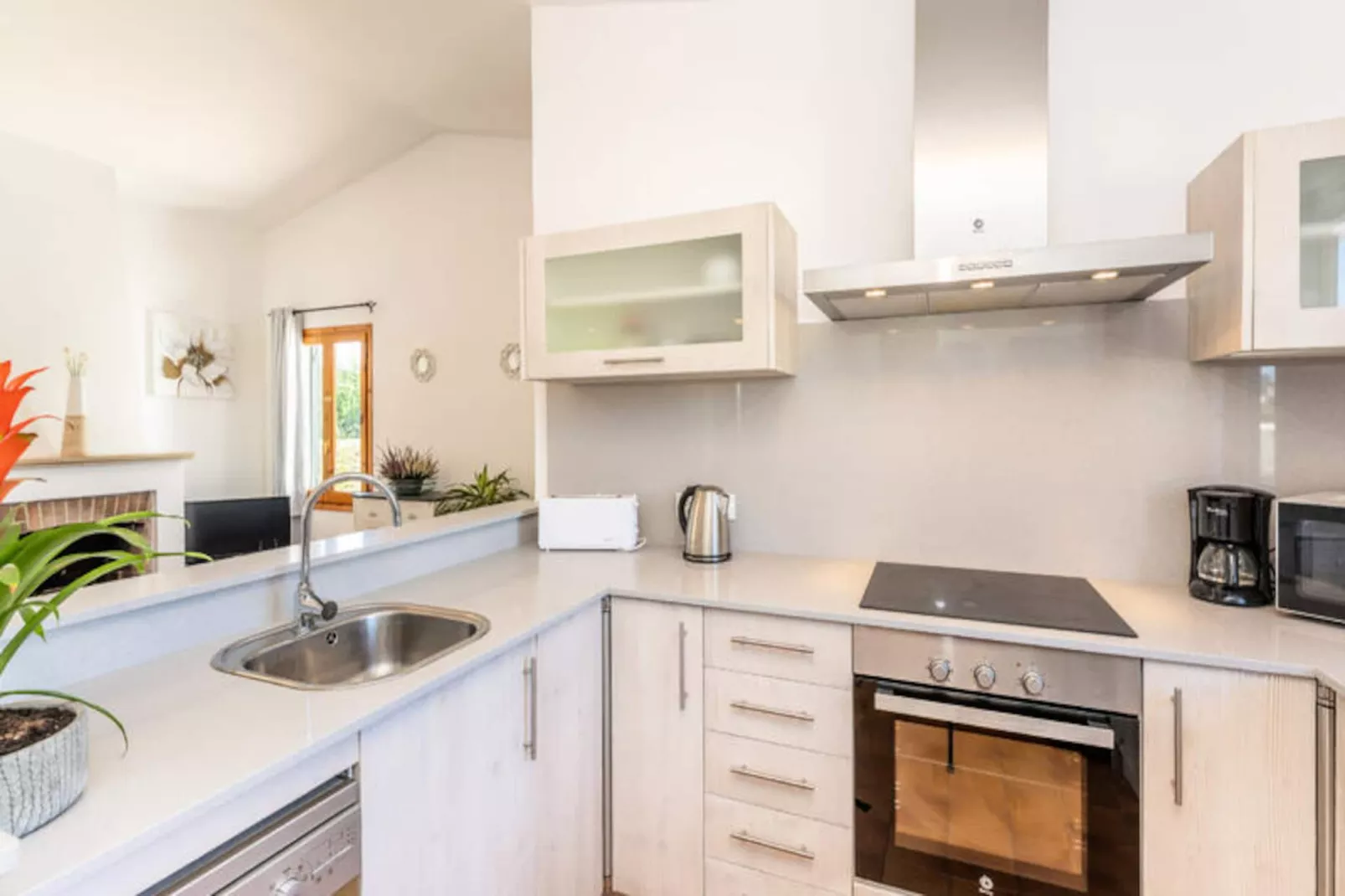 Maison à Cala en Blanes-Image-tags.