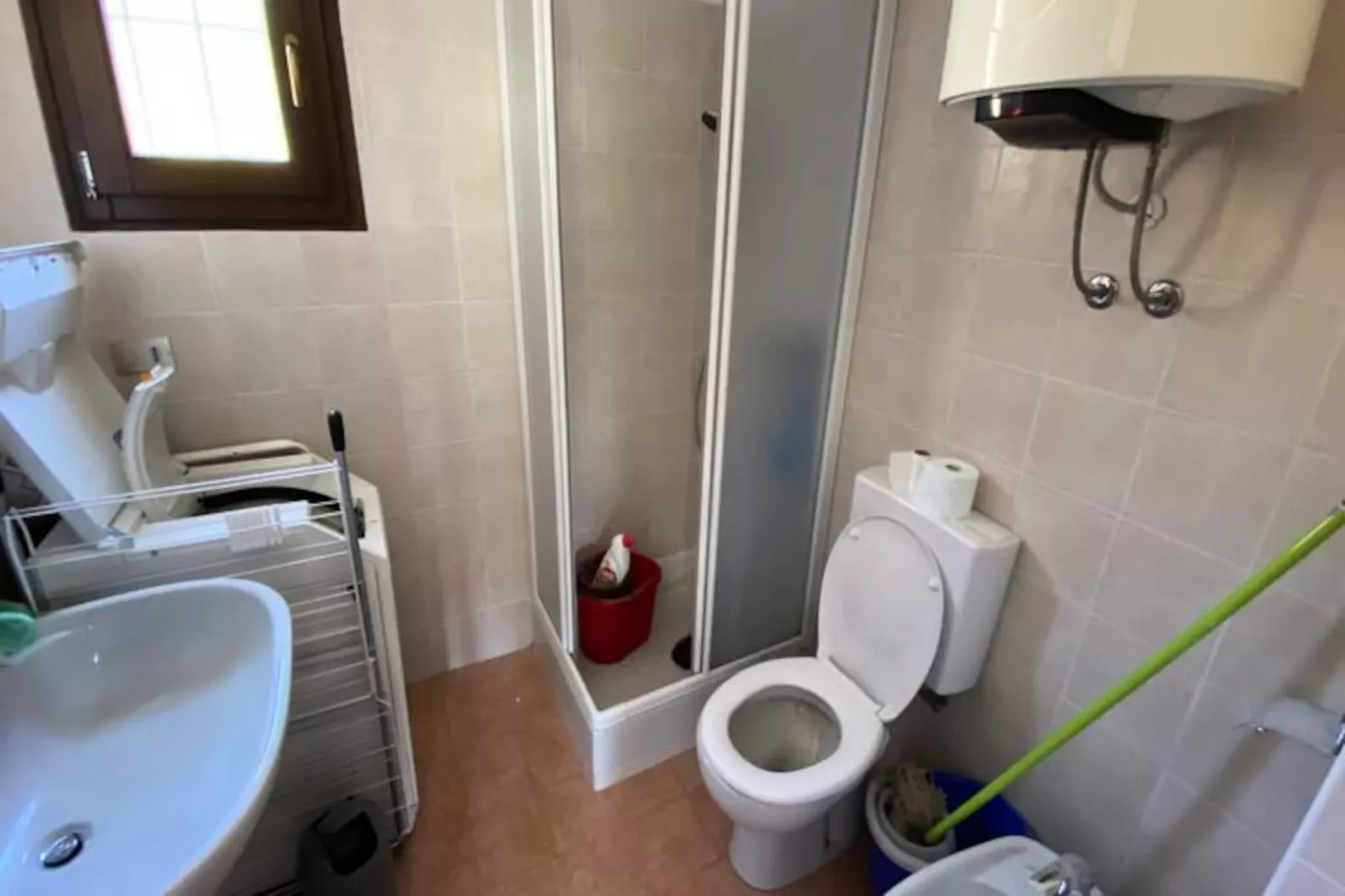 Chalet Carlines-Image-tags.