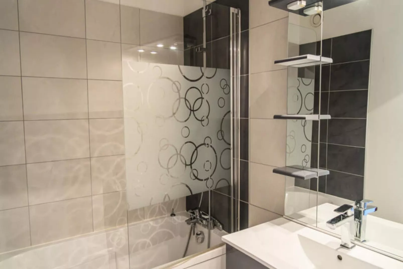 Résidence Le Belvedere - Badkamer