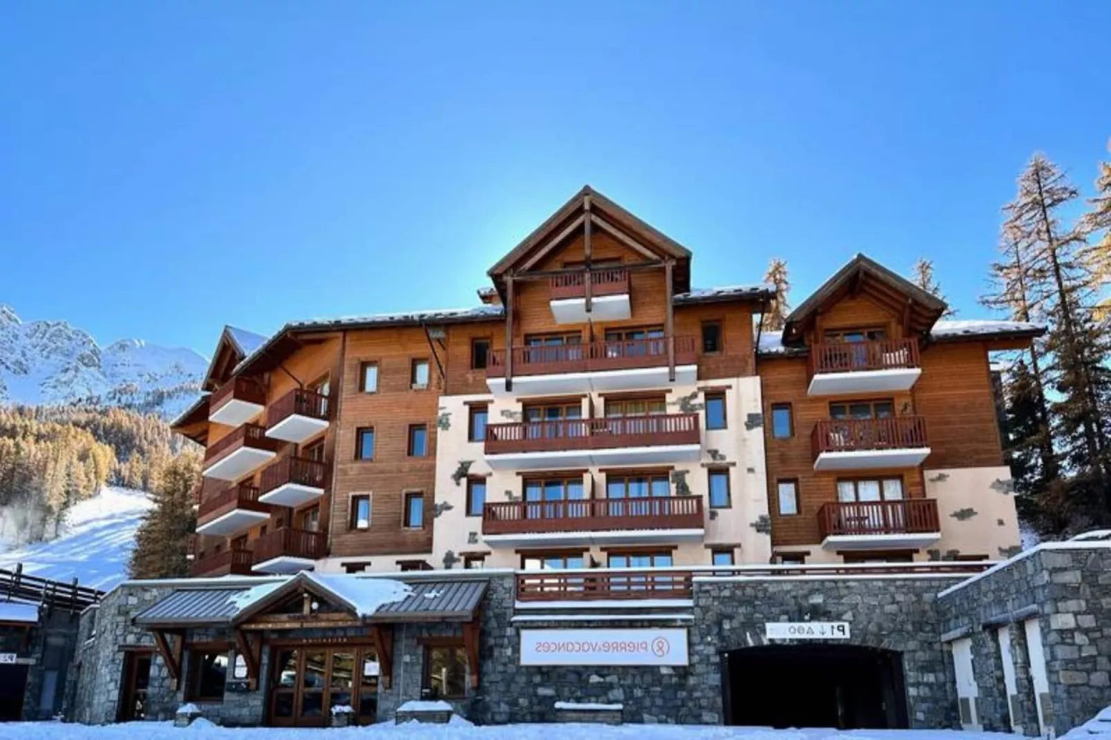 Résidence L'albane - Buitenkant zomer