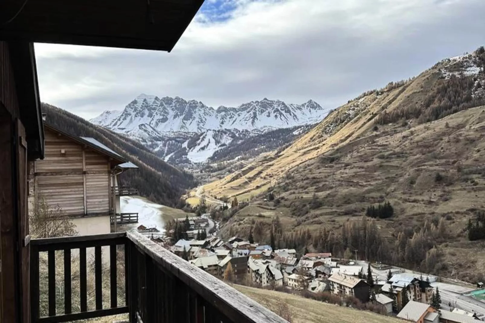 Résidence Cuzco-Buitenkant zomer