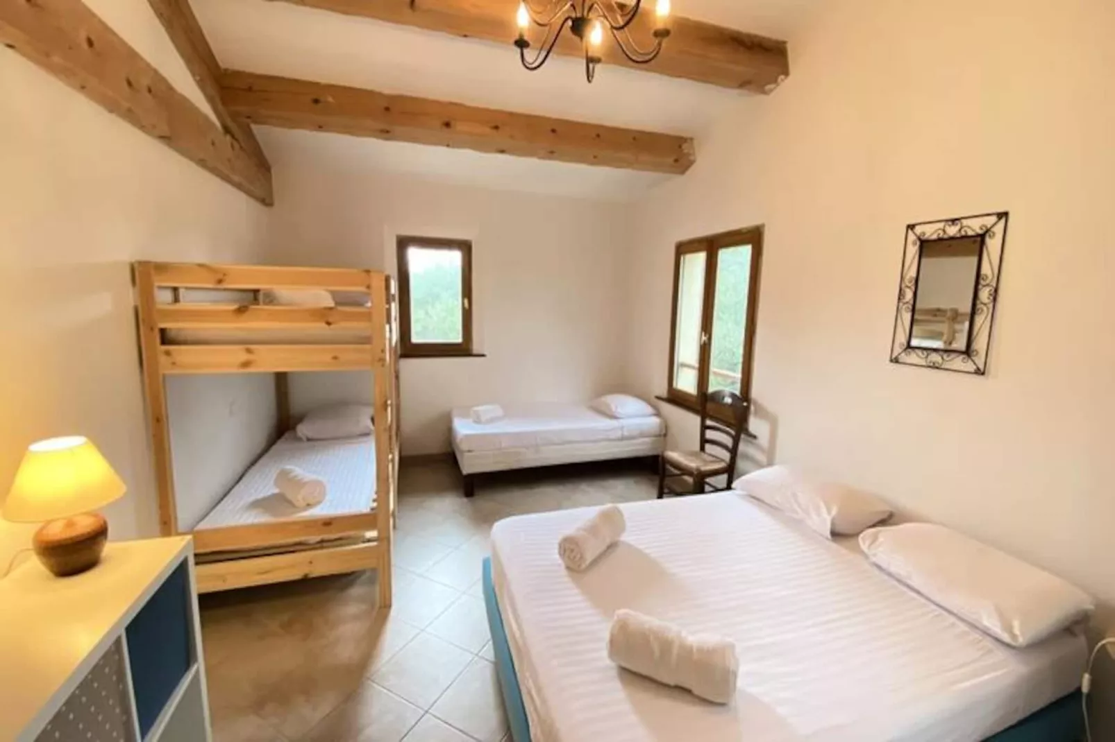 06cb : Jolie Maison De Campagne Pour 8-Image-tags.