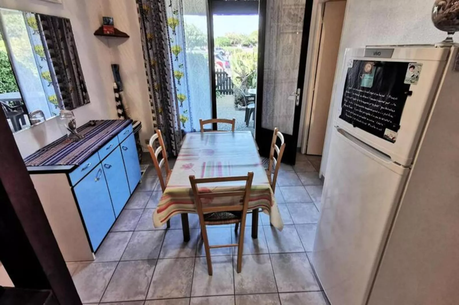 Résidence Village Merlin-Eetkamer