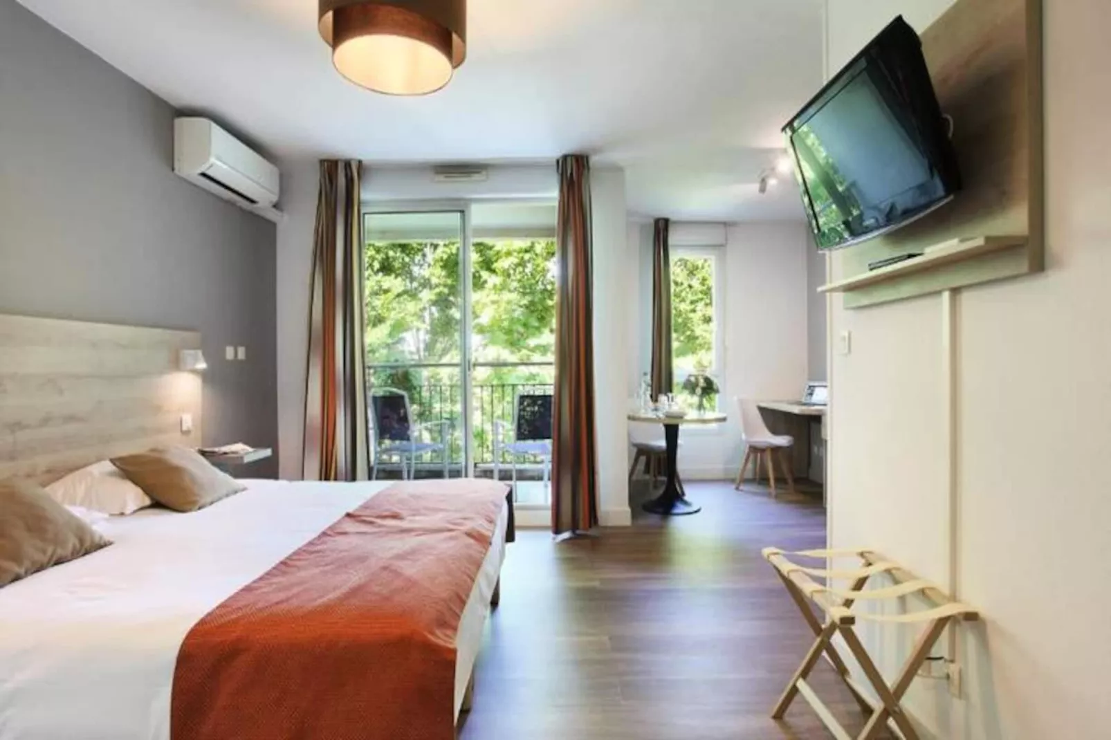 Appart'hôtel Odalys Le Clos de la Chartreuse***-Image-tags.