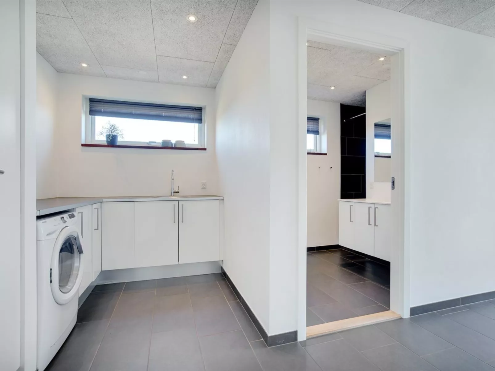 "Ilfar" - 700m from the sea-Binnen