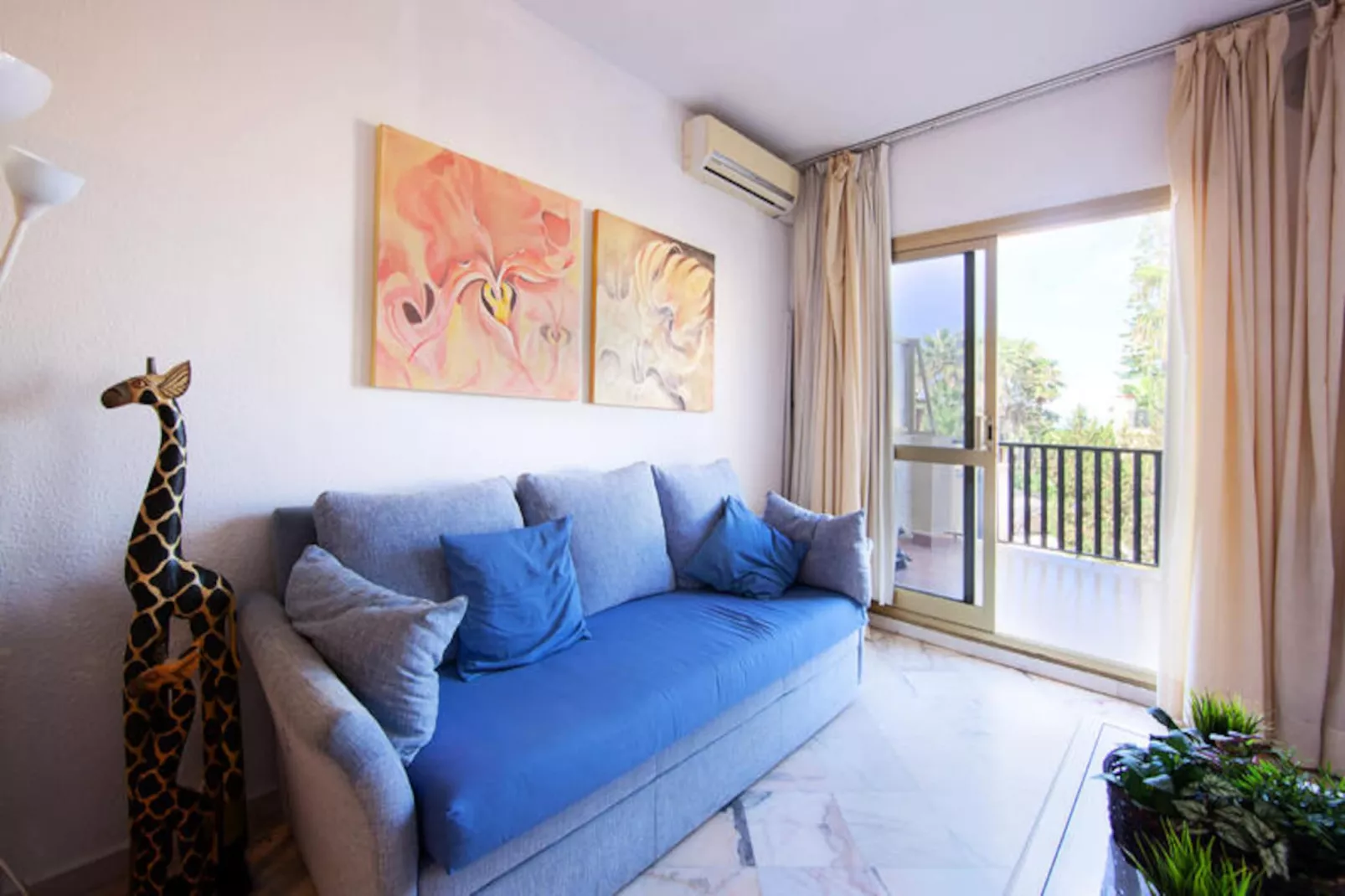 Studio à Marbella-Image-tags.