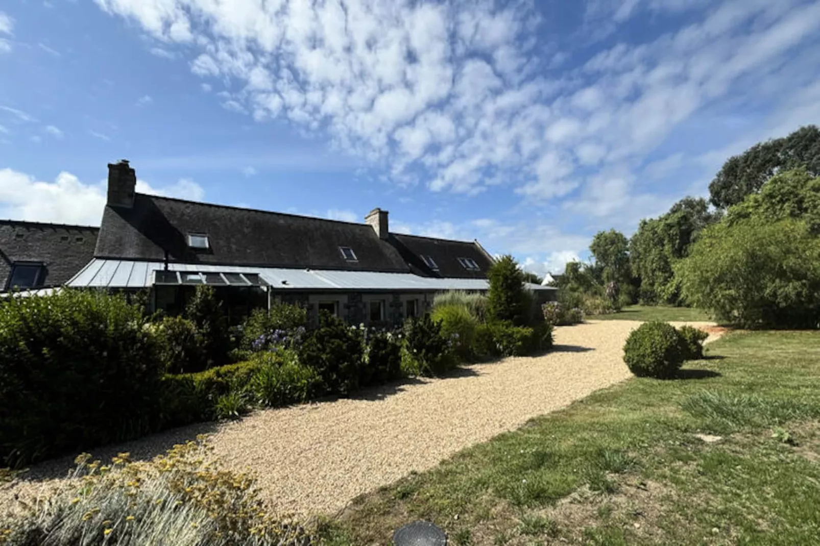 Maison à Plougrescant-Image-tags.