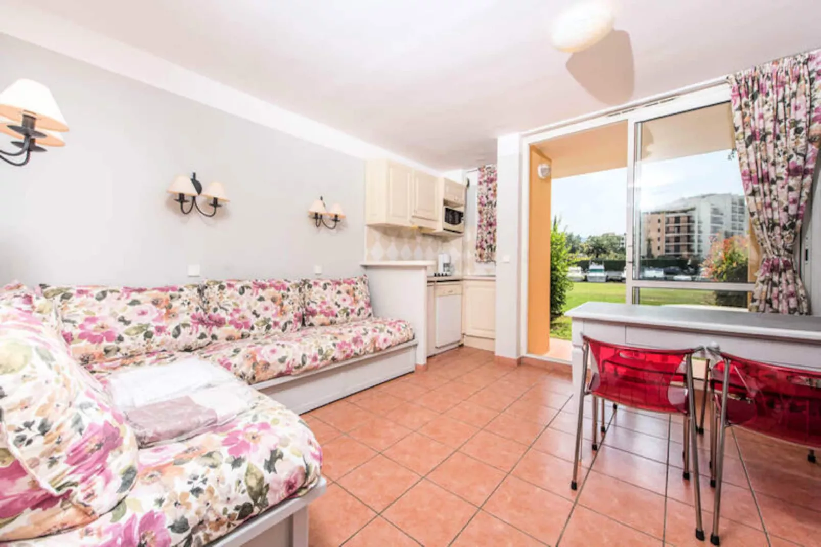 Résidence Les Rives de Cannes Mandelieu - maeva Particuliers-Image-tags.