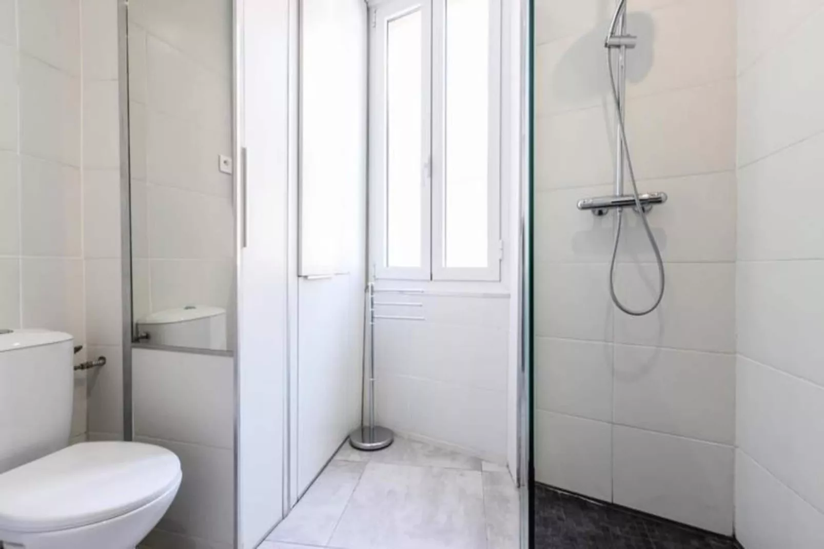 Palais & Croisette 1 Mn, 2 Pi&egrave;ces Spacieux Avec Balcon - Olam Properties-Buitenkant zomer