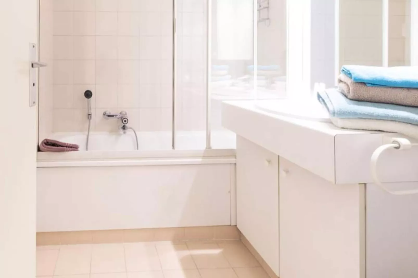 Résidence Coeur De La Rue Meynadier-Badkamer