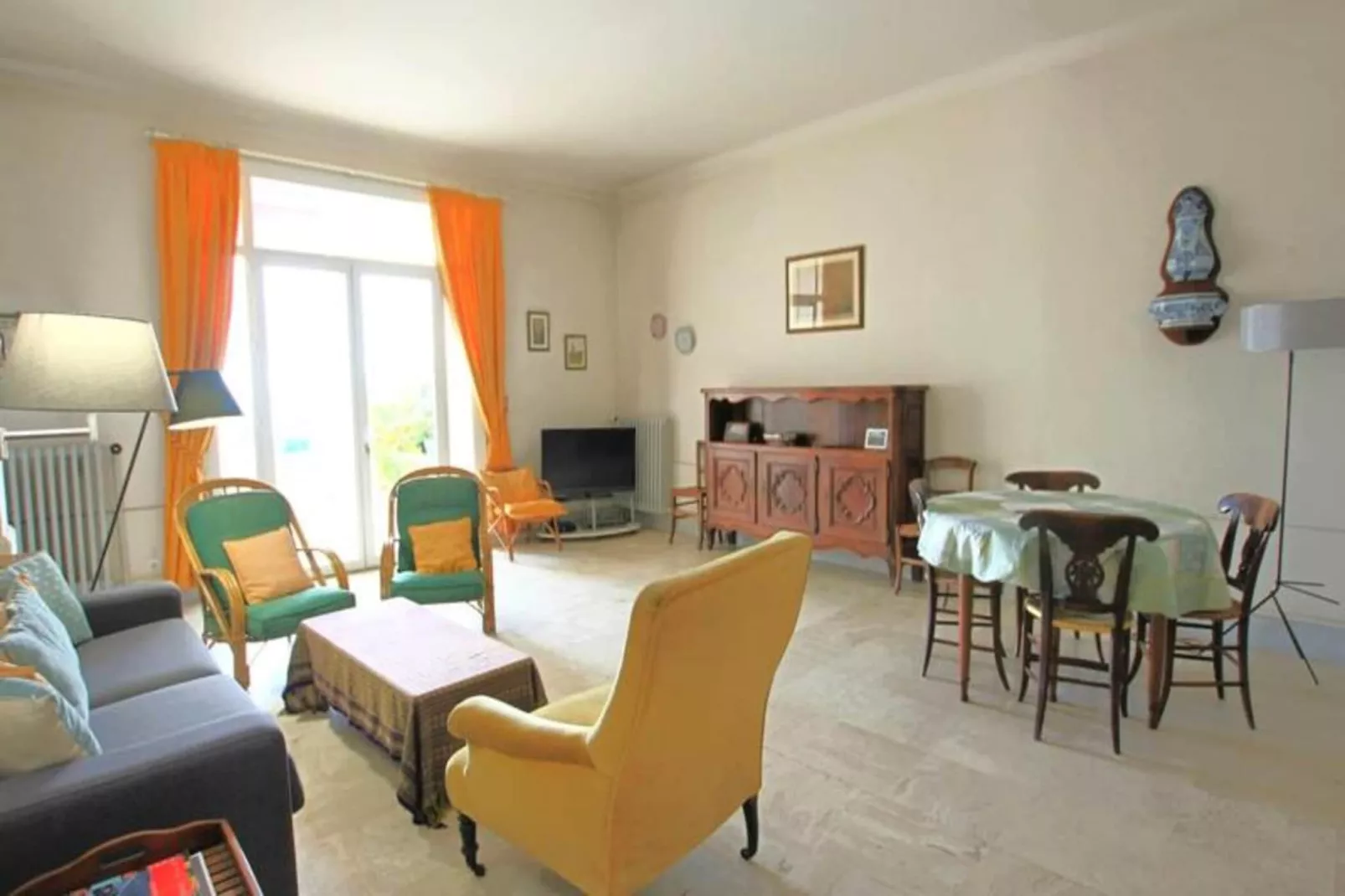 Résidence Appartement 145 M2 Face &agrave; La Mer / Acc&egrave;s Priv&eacute; &agrave; La Mer-Buitenkant zomer