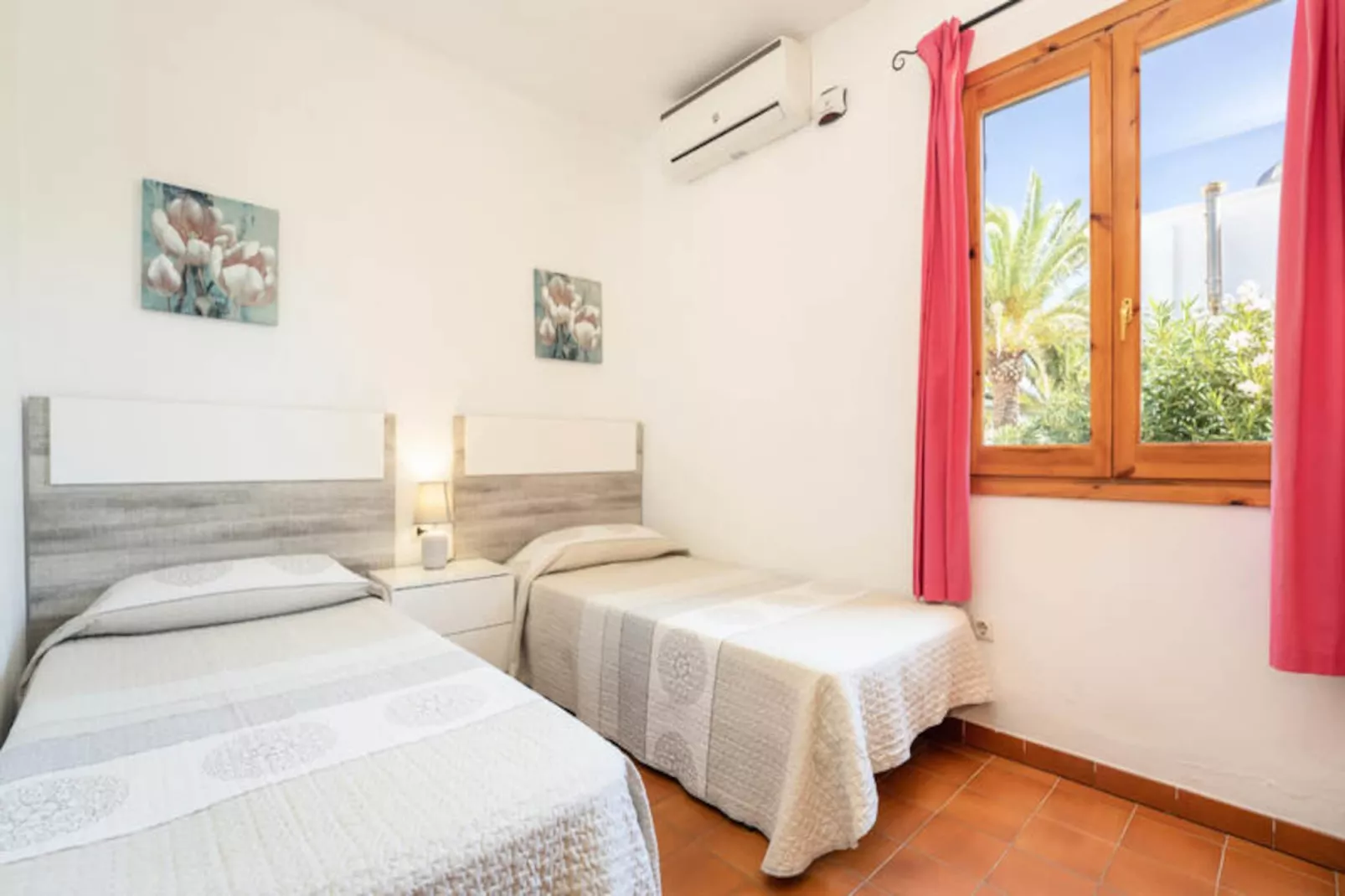 Maison à Cala en Blanes-Image-tags.