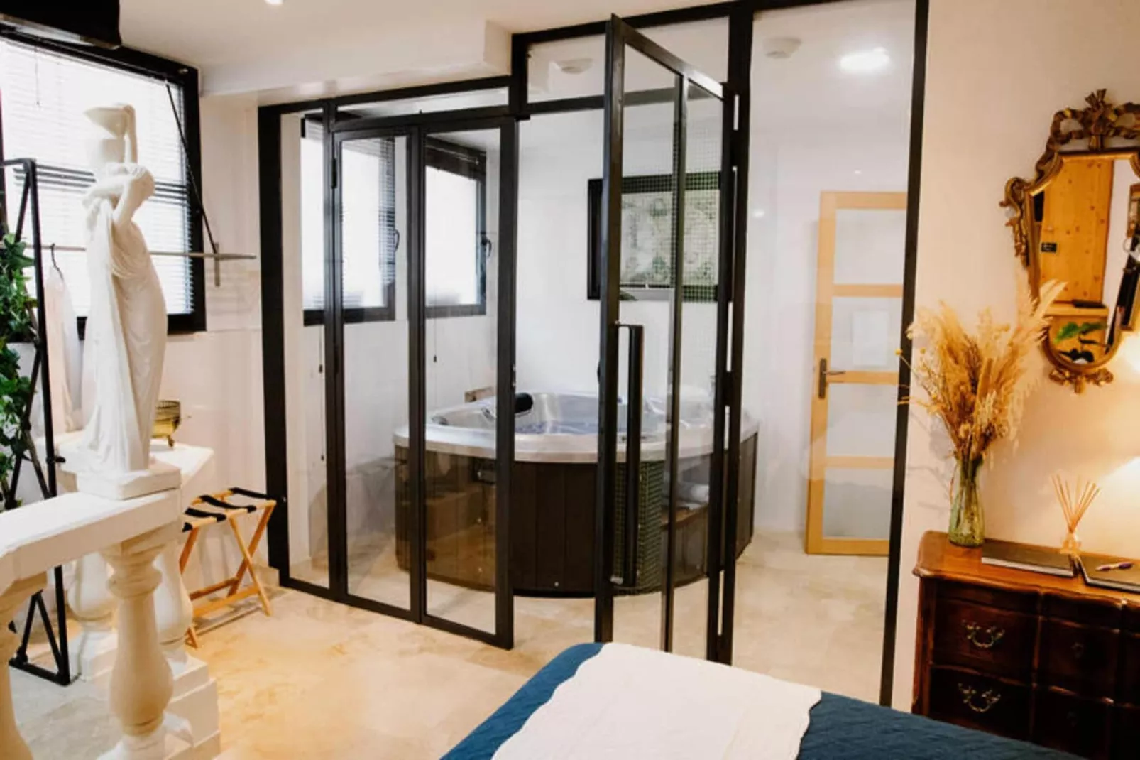 Studio à Nîmes-Slaapkamer