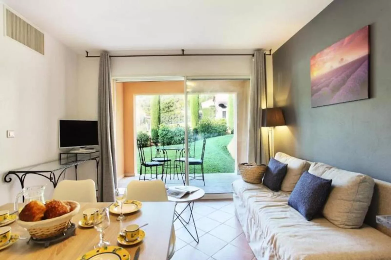 Résidence Odalys La Licorne de Haute Provence***-Image-tags.