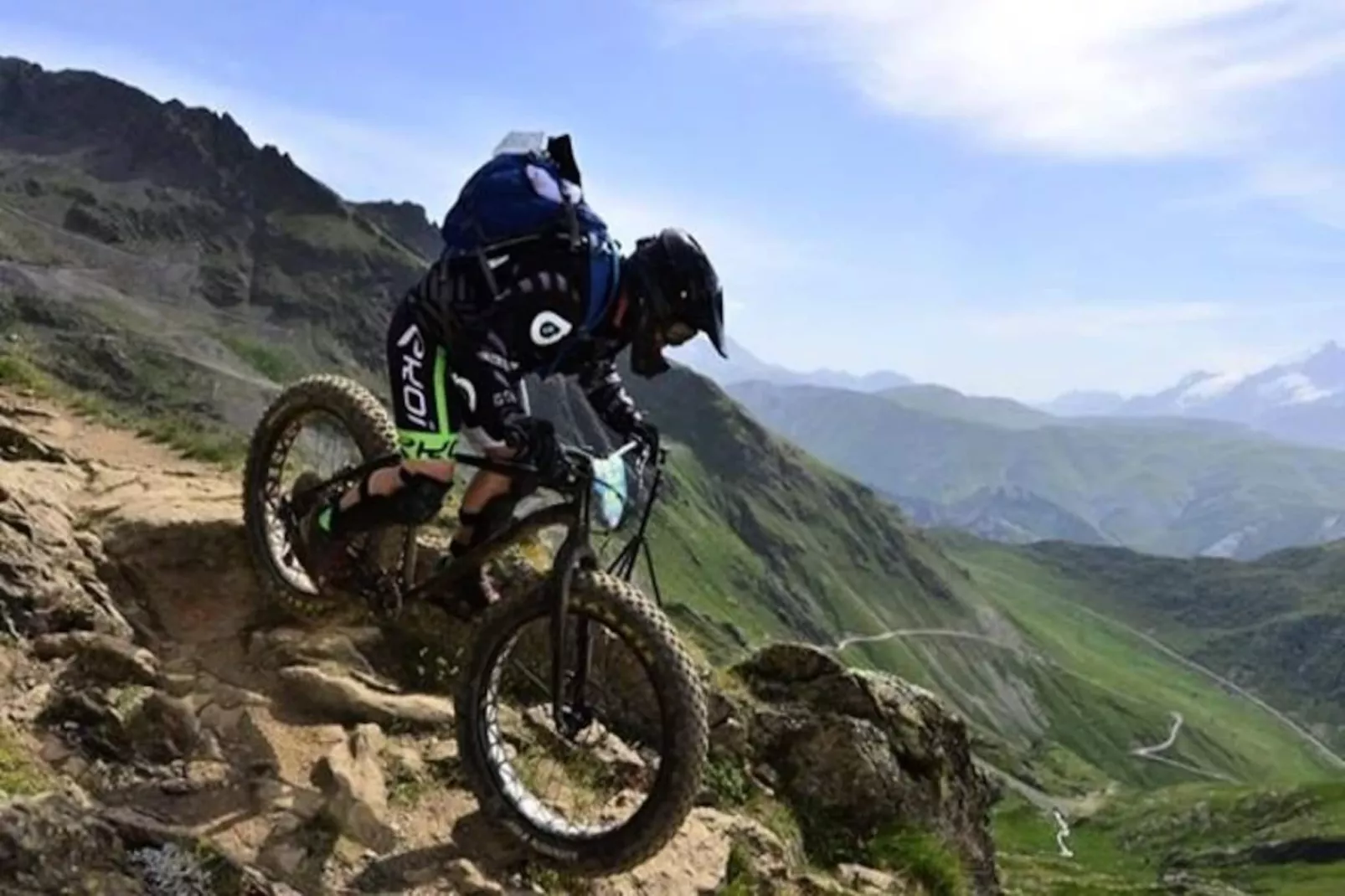 Résidence Rond-point-pistes I-Image-tags.