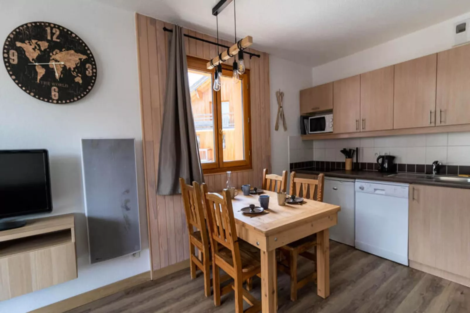 Résidence Le Balcon Des Airelles-Eetkamer