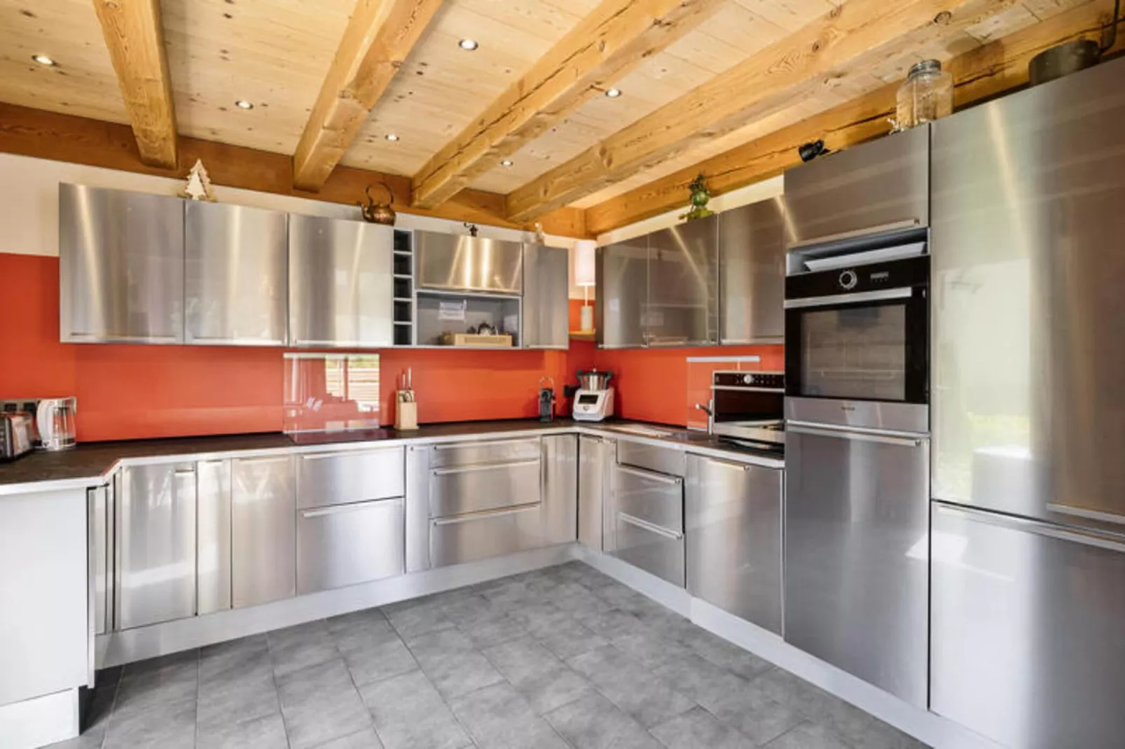 Résidence Marmottant-Buitenkant zomer