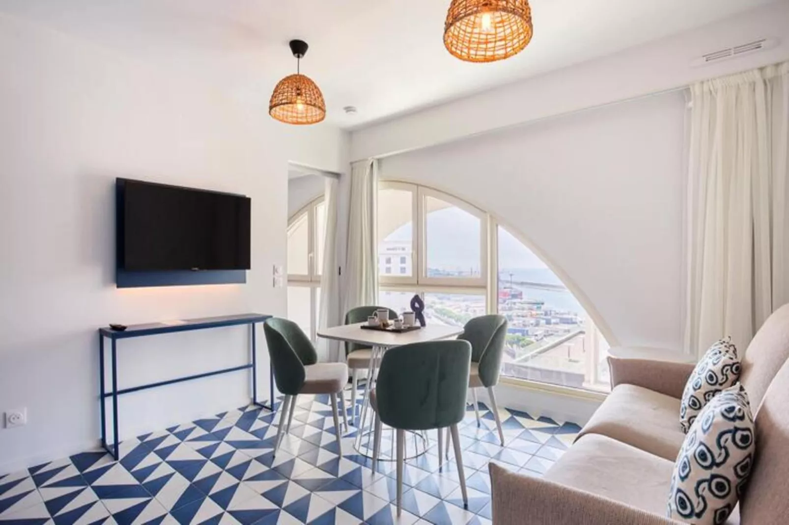 Appart'hôtel Odalys City Centre Euromed-Buitenkant zomer