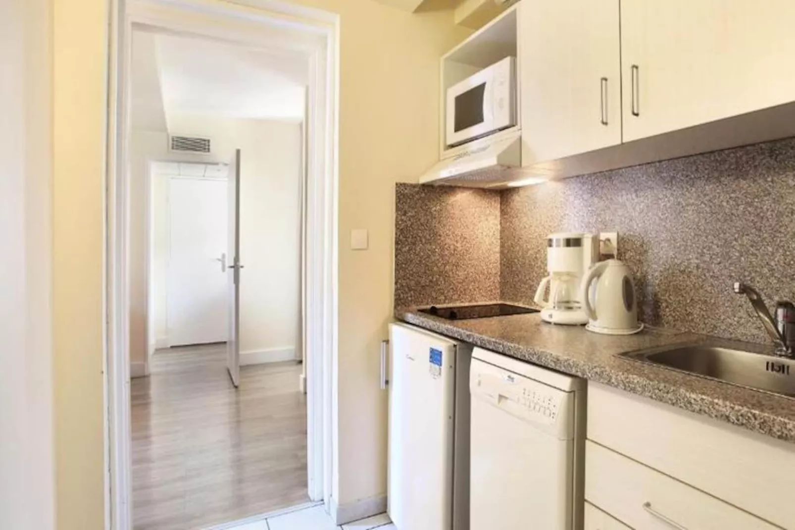 Appart'Hôtel Odalys L'Atrium***-Image-tags.