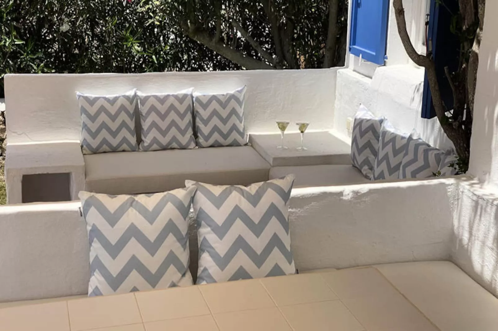 Maison à Binisafuller-Image-tags.