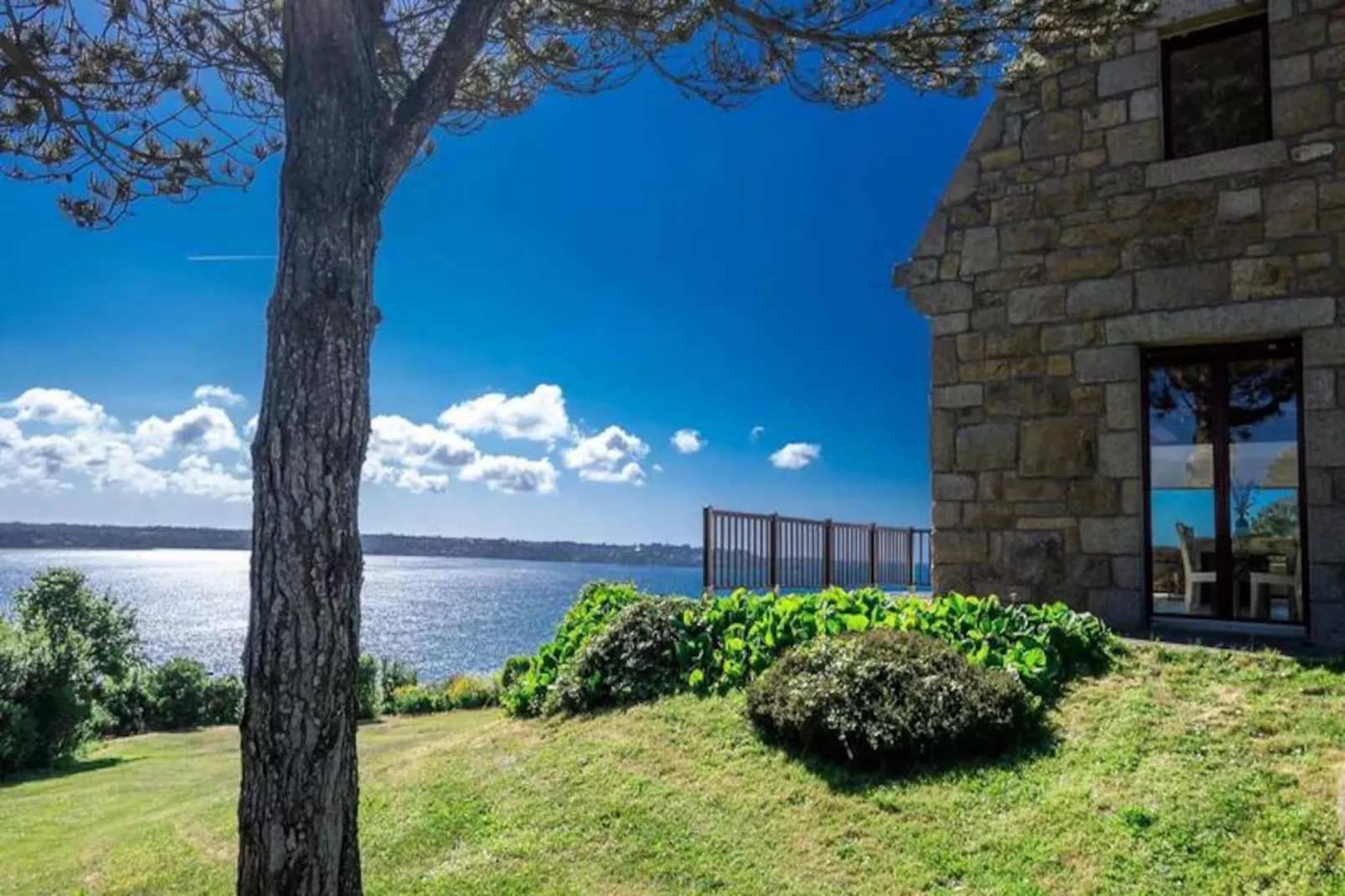 Maison à Trelevern-Image-tags.