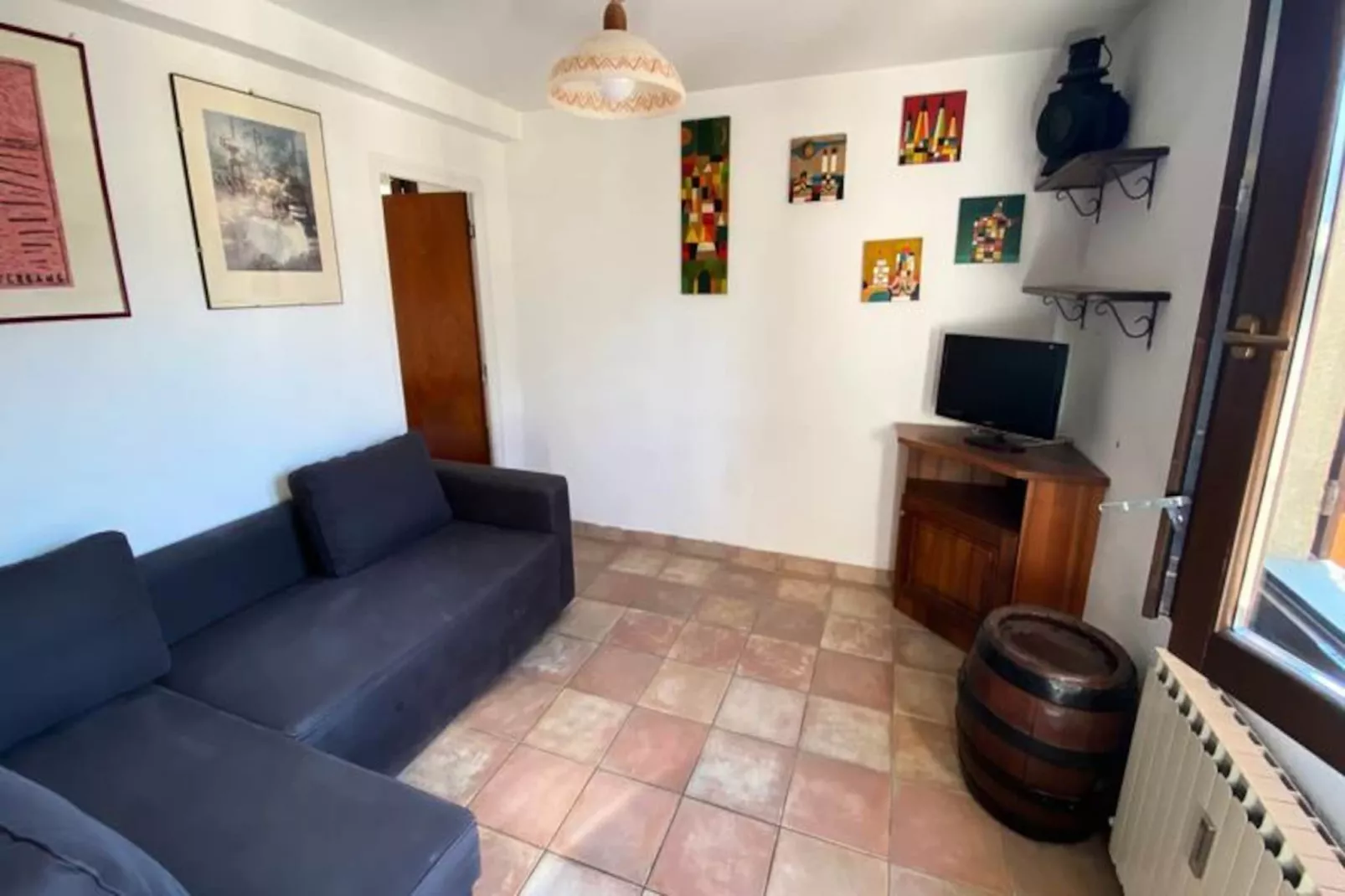 Chalet Carlines-Image-tags.