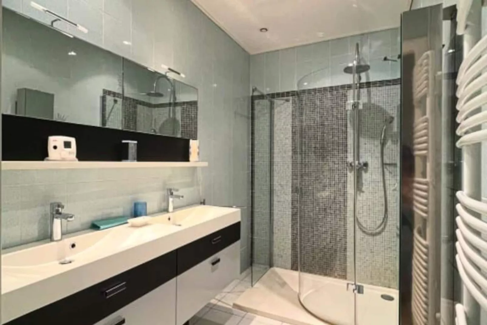 Villa R&eacute;sidentielle 8 Pers - Piscine &agrave; Mandelieu-Image-tags.