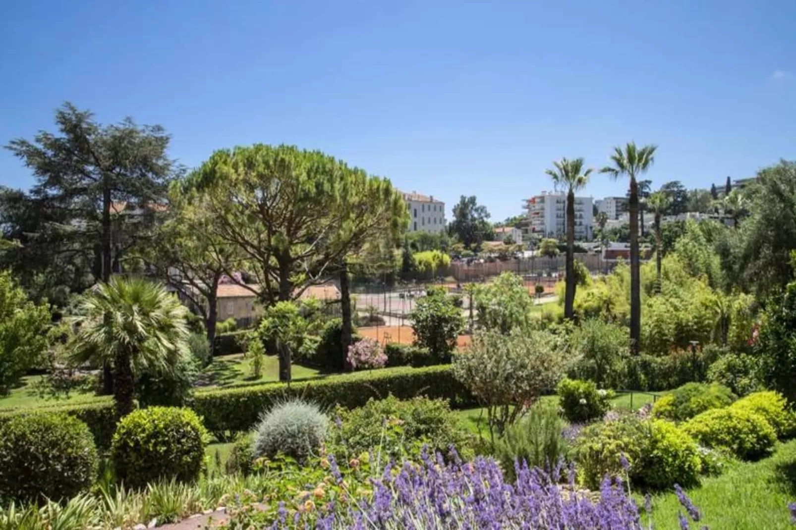 Résidence Appartement Enti&egrave;rement &eacute;quip&eacute; De 105 M2 Avec Vue Mer Et Collines-Buitenkant zomer