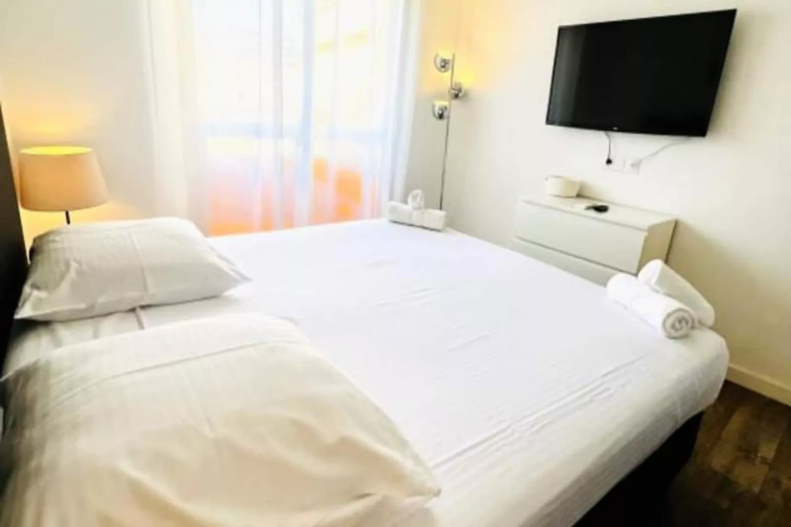 Résidence Le Verdi-Buitenkant zomer