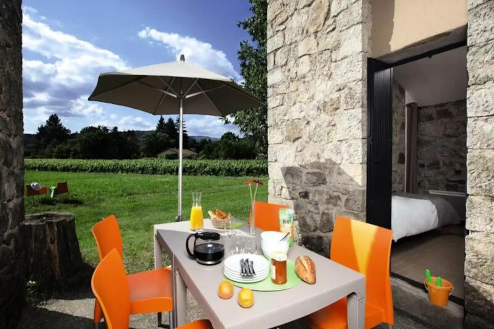 Terres de France - Domaine des Vans-Image-tags.