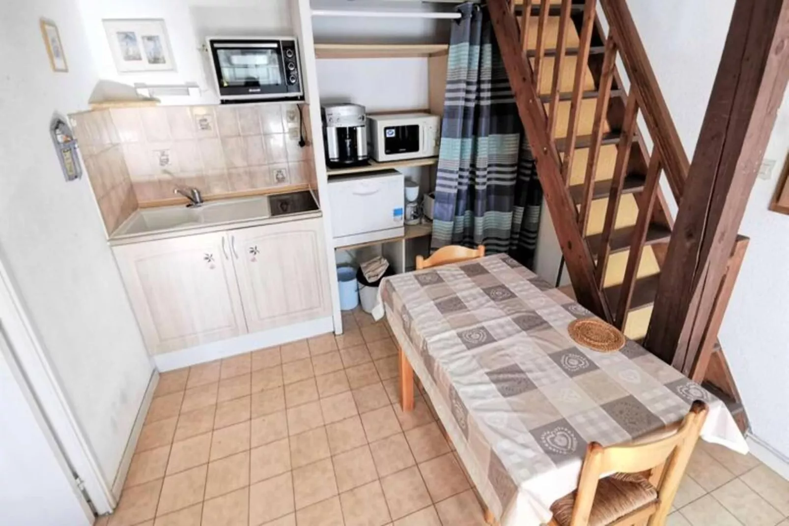 Résidence Village Merlin-Eetkamer