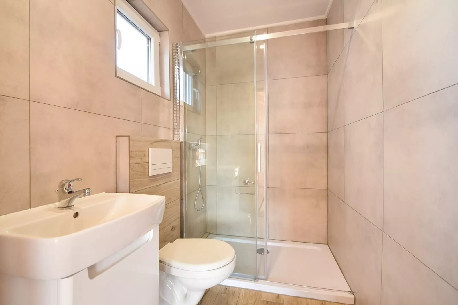 Domki wakacyjne dla 4 osób Łazy-Badkamer