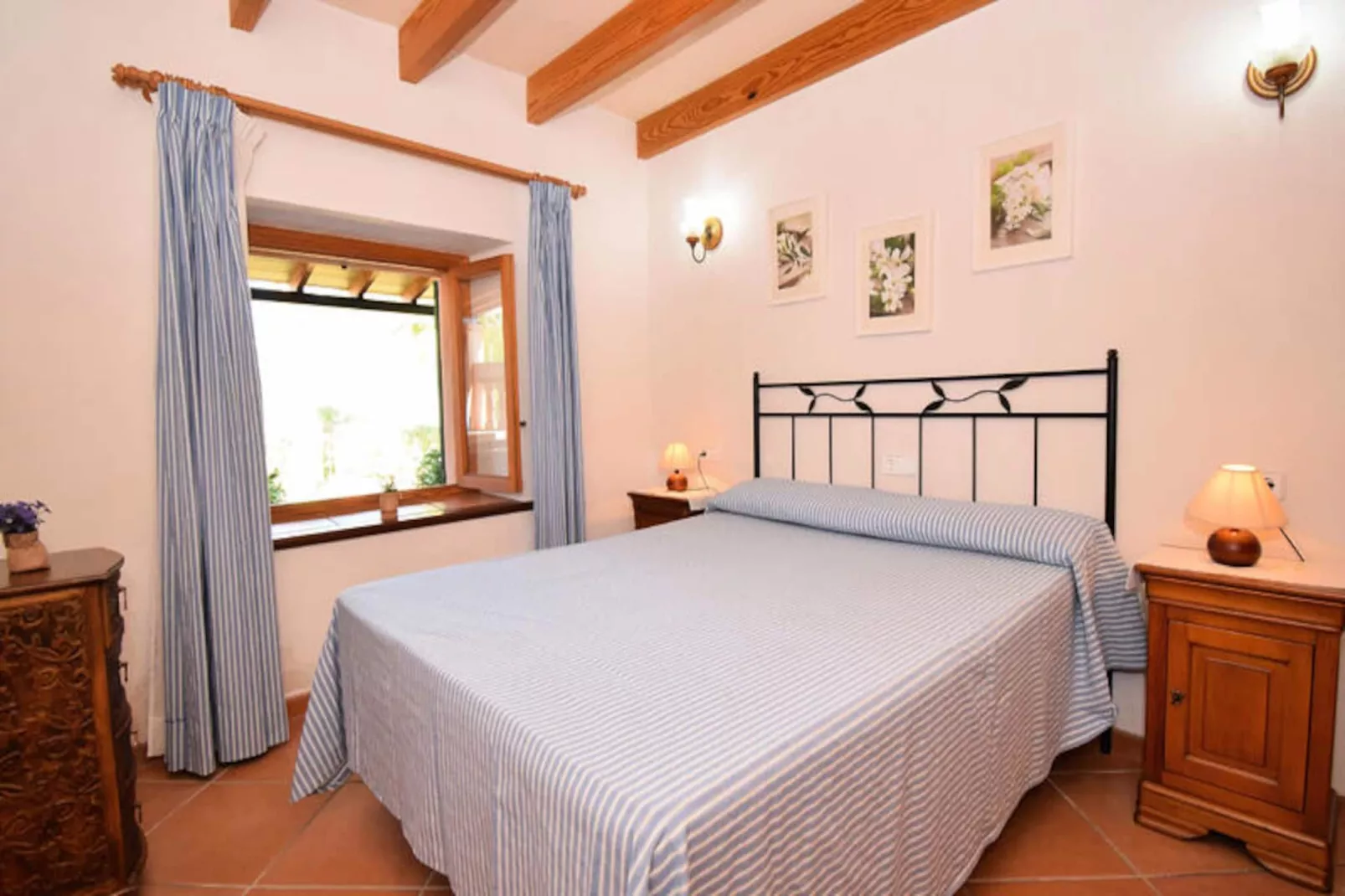 Maison à Selva-Image-tags.