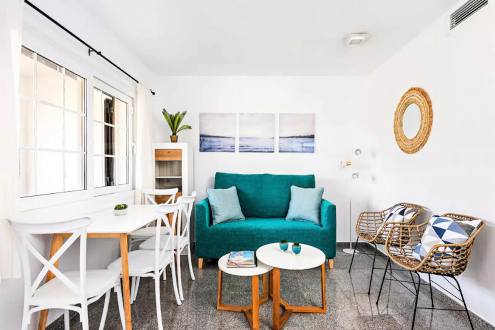 Appartements à Son Bou-Image-tags.