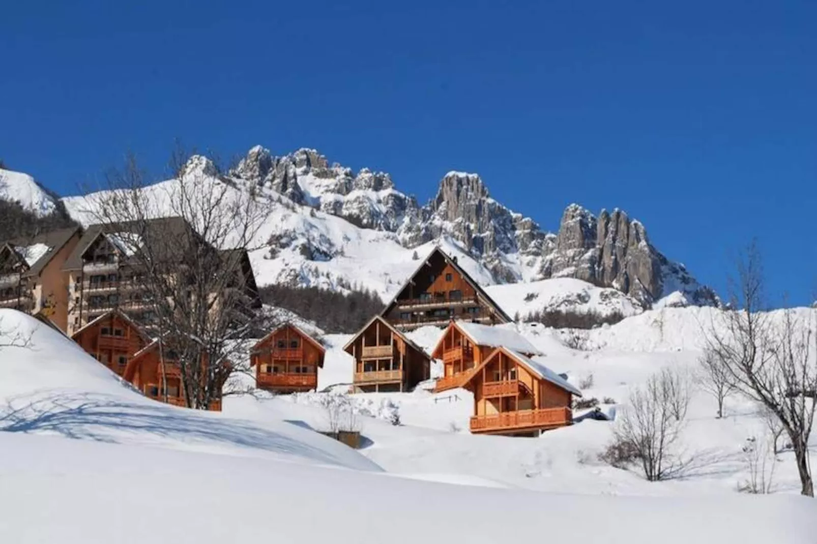 Chalets Des Aiguilles-Image-tags.
