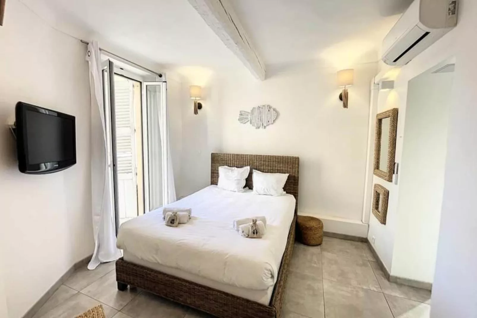 Palais & Croisette 1 Mn, 2 Pi&egrave;ces Spacieux Avec Balcon - Olam Properties-Buitenkant zomer