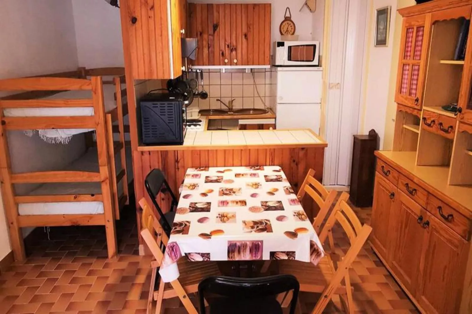 Résidence Maryland 1 Et 2-Eetkamer